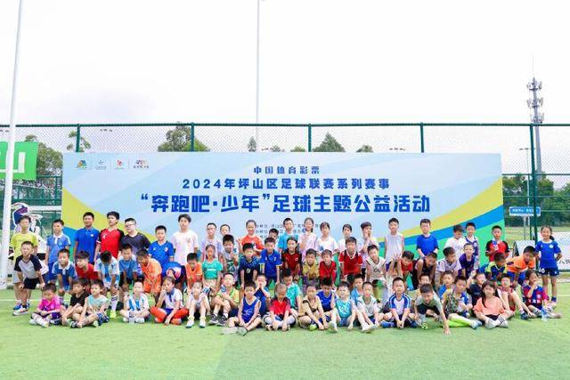 勒沃库森高层：卡莱斯在图卢兹、巴萨经验丰富 目标保持竞争力